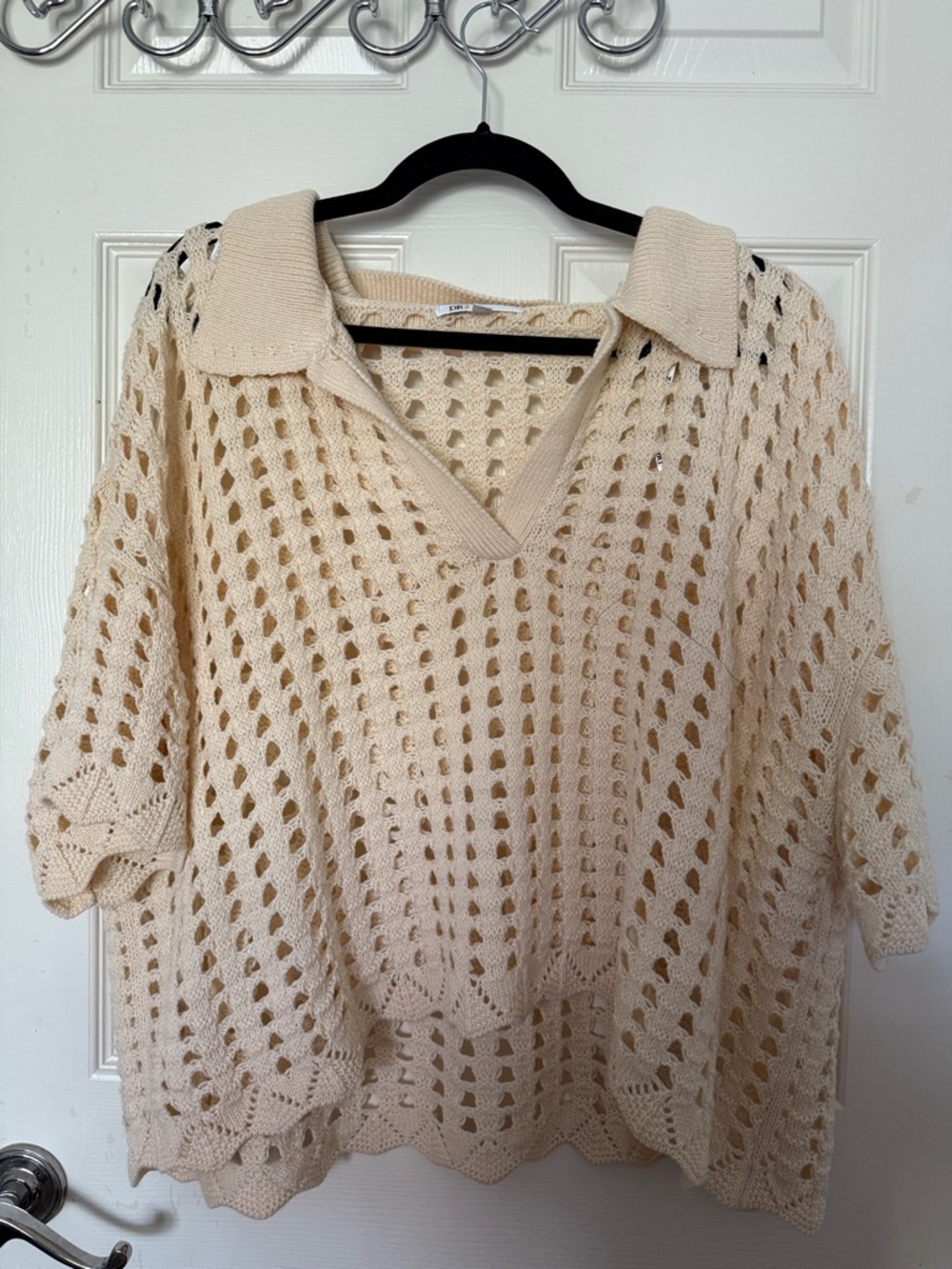 DR2 Cream Open-Knit Collared Pullover